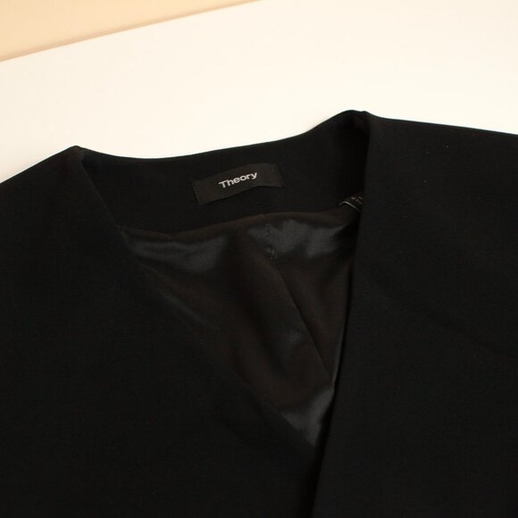 Theory Lindraya Admiral Crepe Blazer - Picture 4 of 5